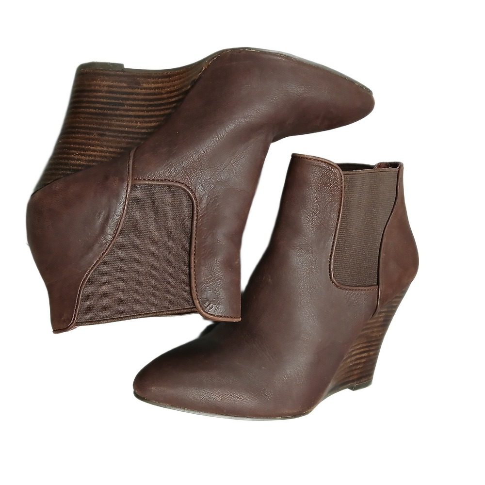 Sole Society Shade Wedge Chelsea Boots Womens Size 8M Brown Leather Pointed Toe